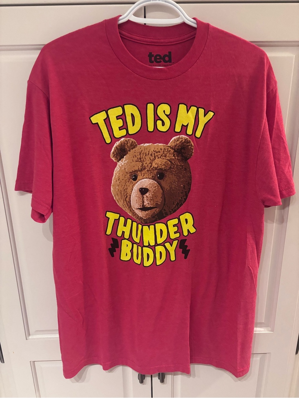 Ted Movie Thunder Buddy Graphic T-Shirt Red Size L Ripple Junction